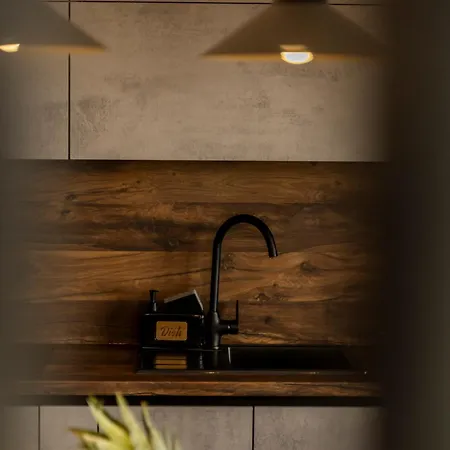 Апартаменты Skyline Retreat - Private Rooftop Wellness Задар
