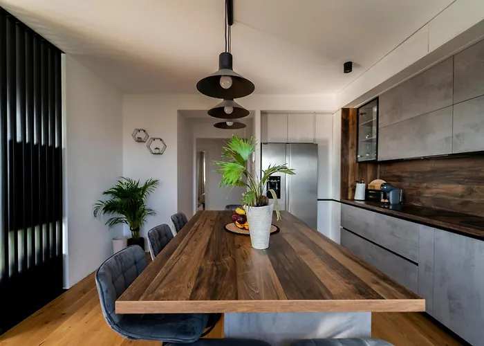 Skyline Retreat Апартаменты