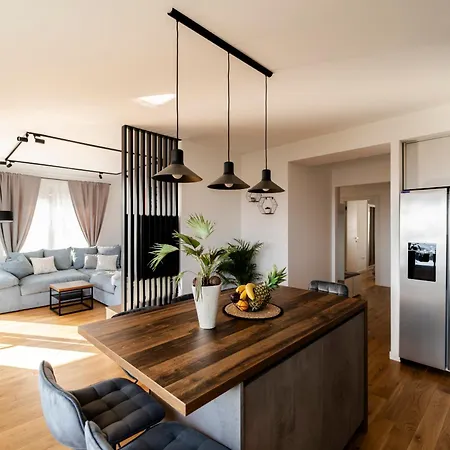 Skyline Retreat - Private Rooftop Wellness * Zadar