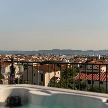 Skyline Retreat - Private Rooftop Wellness * Zadar