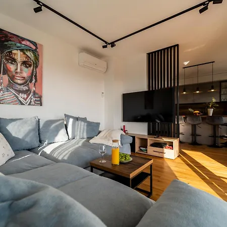 Skyline Retreat - Private Rooftop Wellness Ζαντάρ